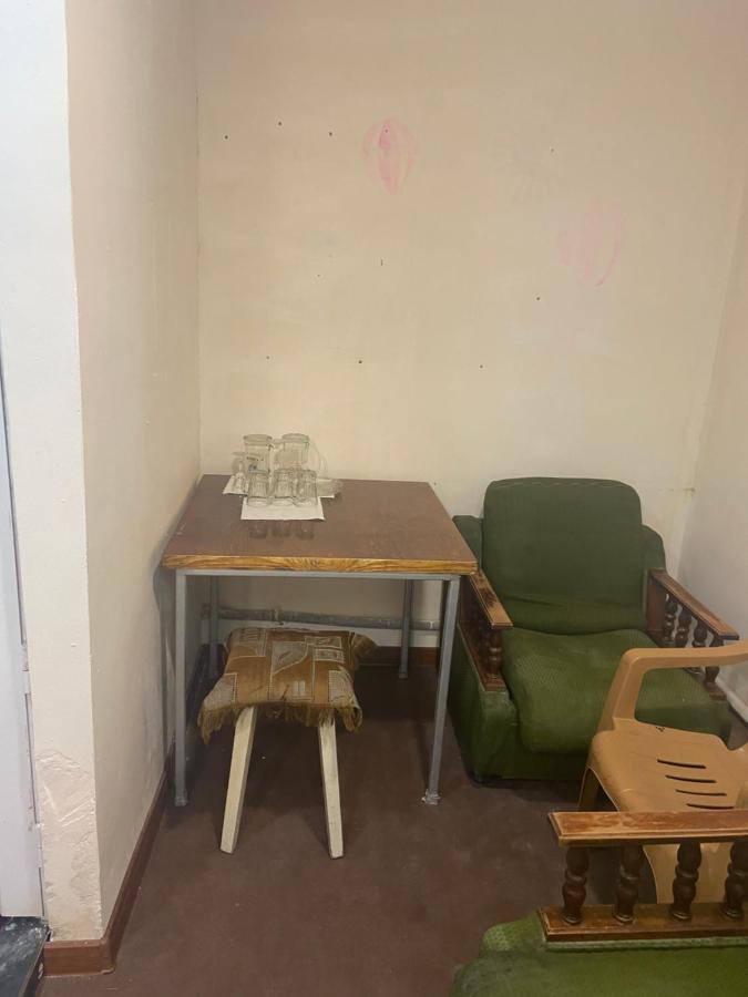 מלון יירבאן Vahe'S Corner House מראה חיצוני תמונה